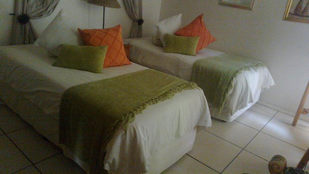 Harmony Guesthouse Mbombela Szoba fotó